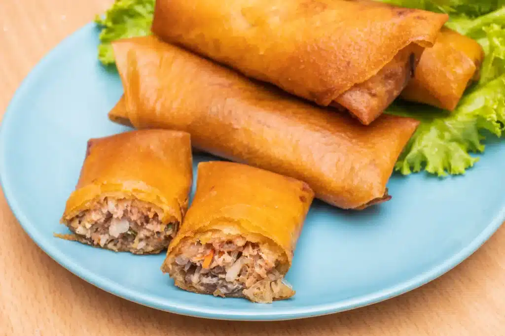 Assiette de boureks au thon