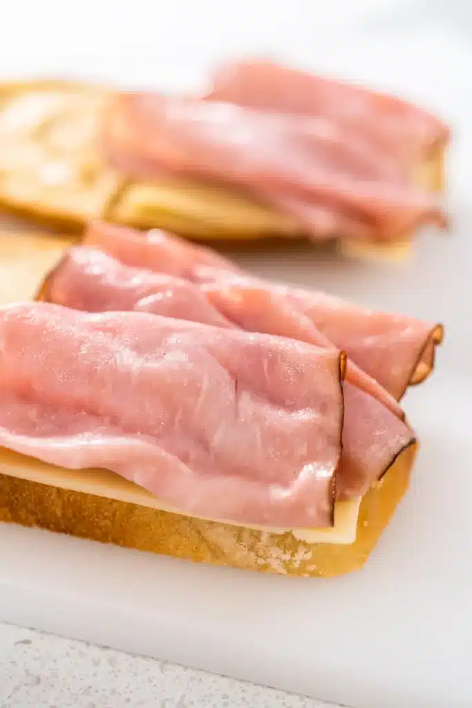 Tartines jambon fromage